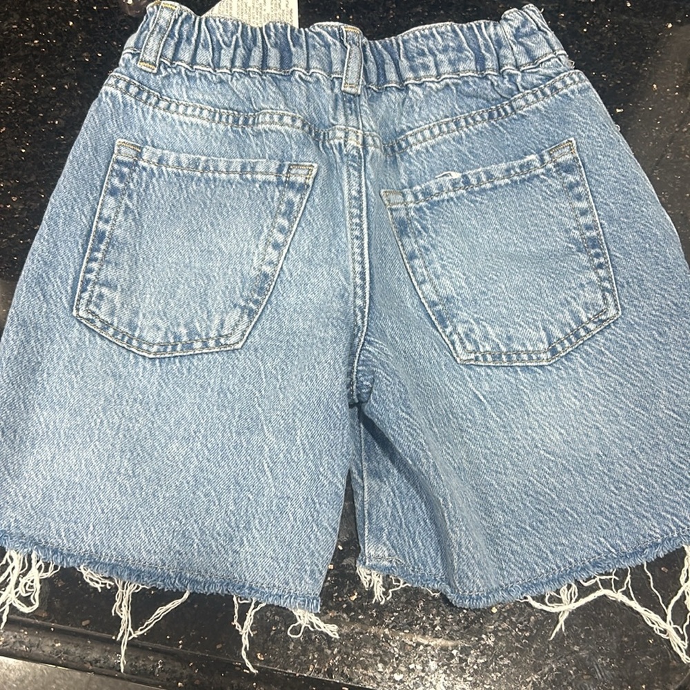 Girls Zara Shorts - Picture 3 of 4
